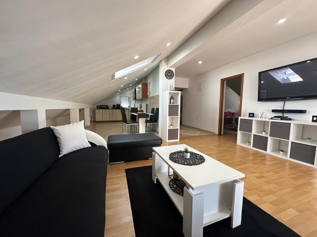 M&M Apartment Zadar Ngoại thất bức ảnh